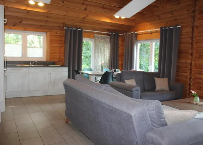 Harmonie, Sauna,seeblick, Familienfreundlich Nyaraló *